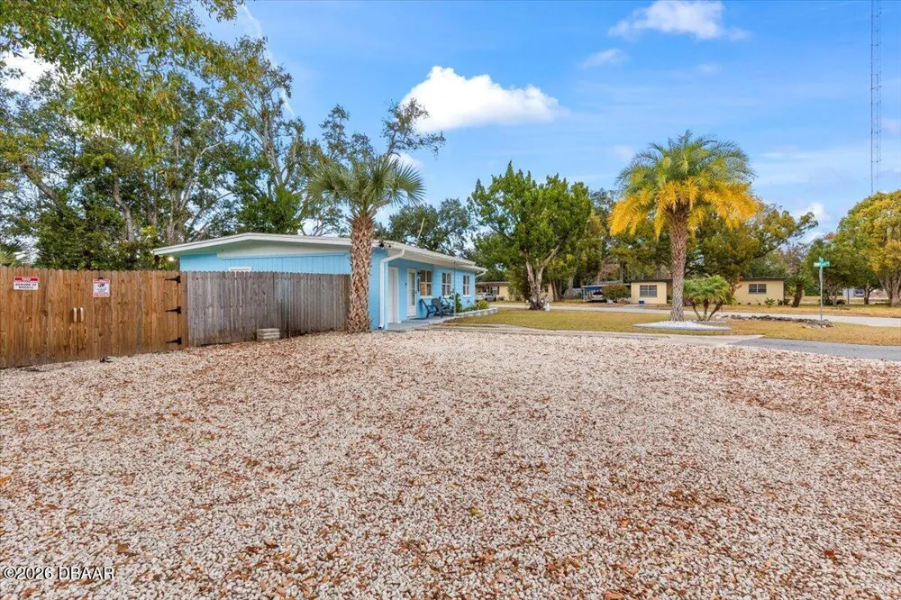 450 Card Avenue Holly Hill, FL 32117