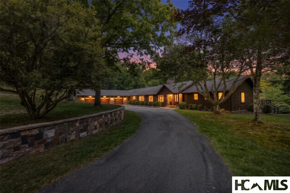 240 Round Hill Road Sapphire, NC 28774
