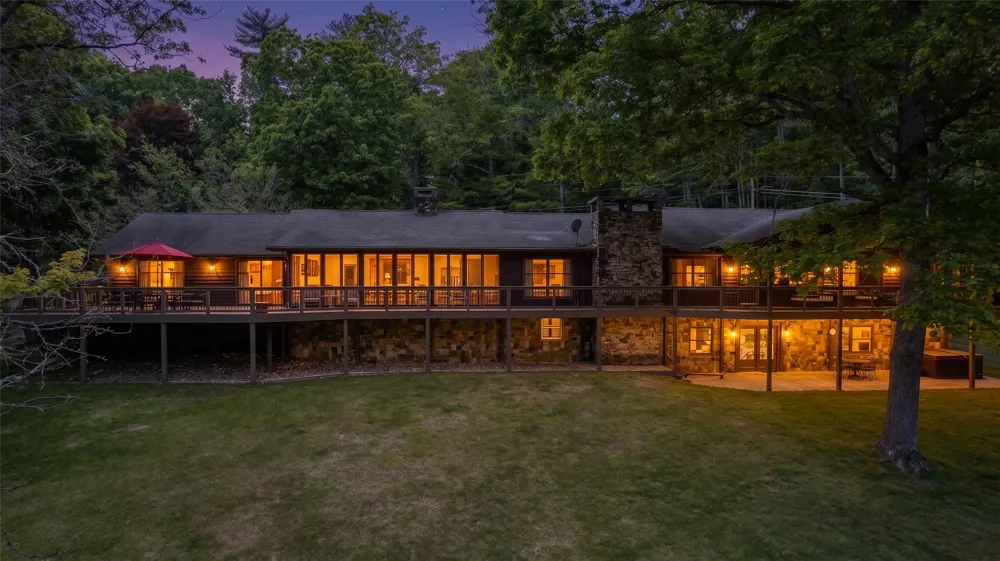 240 Round Hill Road Sapphire, NC 28774