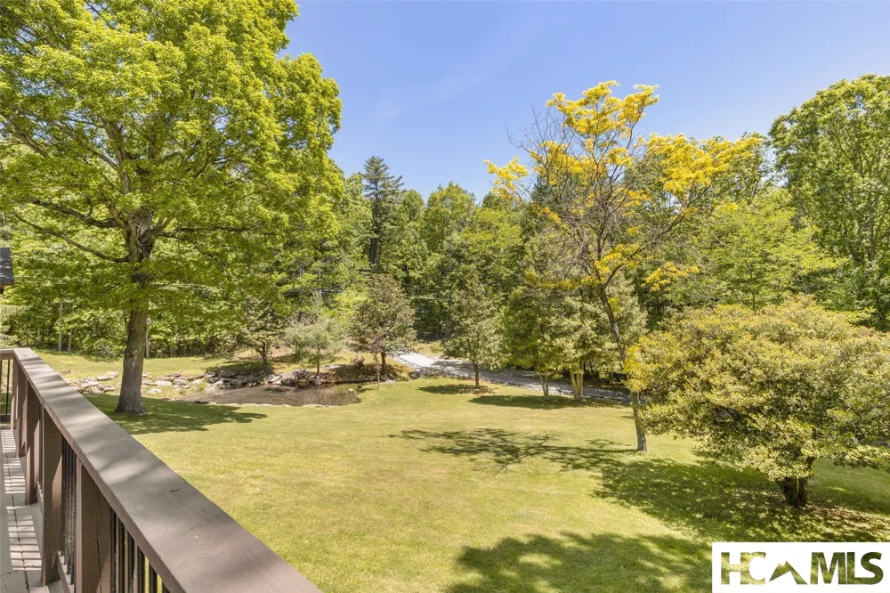 240 Round Hill Road Sapphire, NC 28774