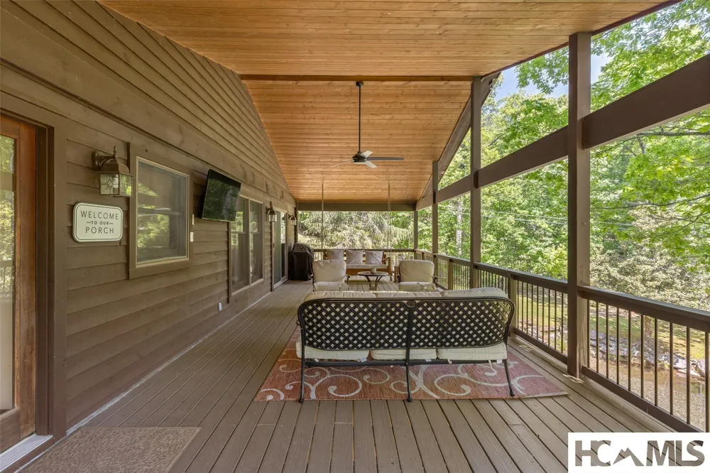 240 Round Hill Road Sapphire, NC 28774