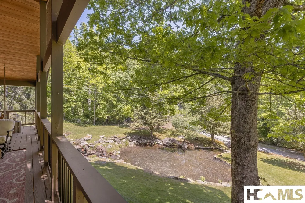 240 Round Hill Road Sapphire, NC 28774