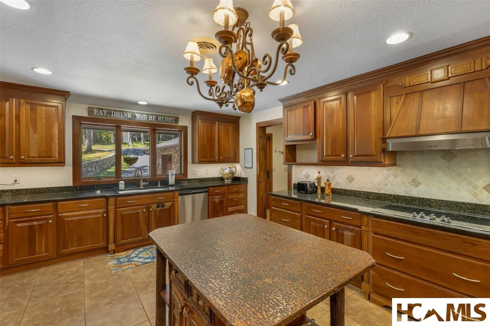 240 Round Hill Road Sapphire, NC 28774