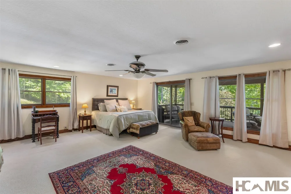 240 Round Hill Road Sapphire, NC 28774