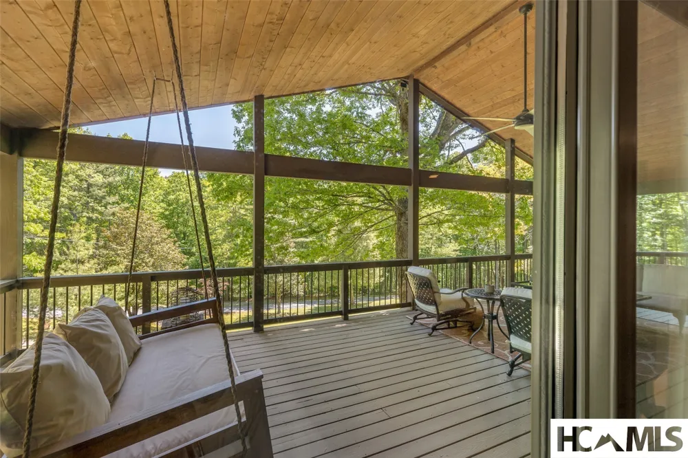 240 Round Hill Road Sapphire, NC 28774