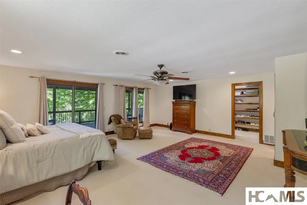 240 Round Hill Road Sapphire, NC 28774