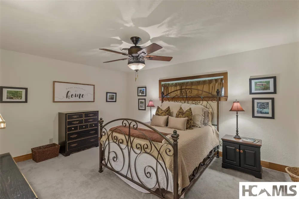 240 Round Hill Road Sapphire, NC 28774