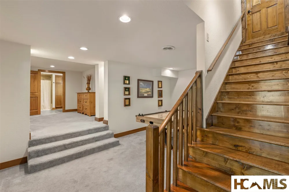 240 Round Hill Road Sapphire, NC 28774