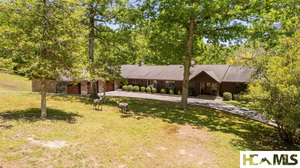 240 Round Hill Road Sapphire, NC 28774