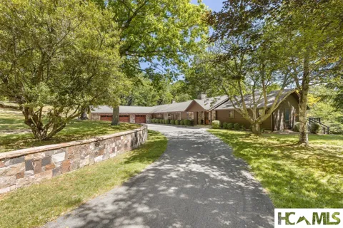 240 Round Hill Road