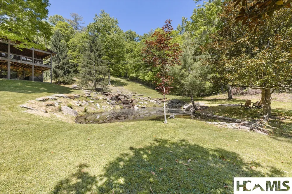240 Round Hill Road Sapphire, NC 28774