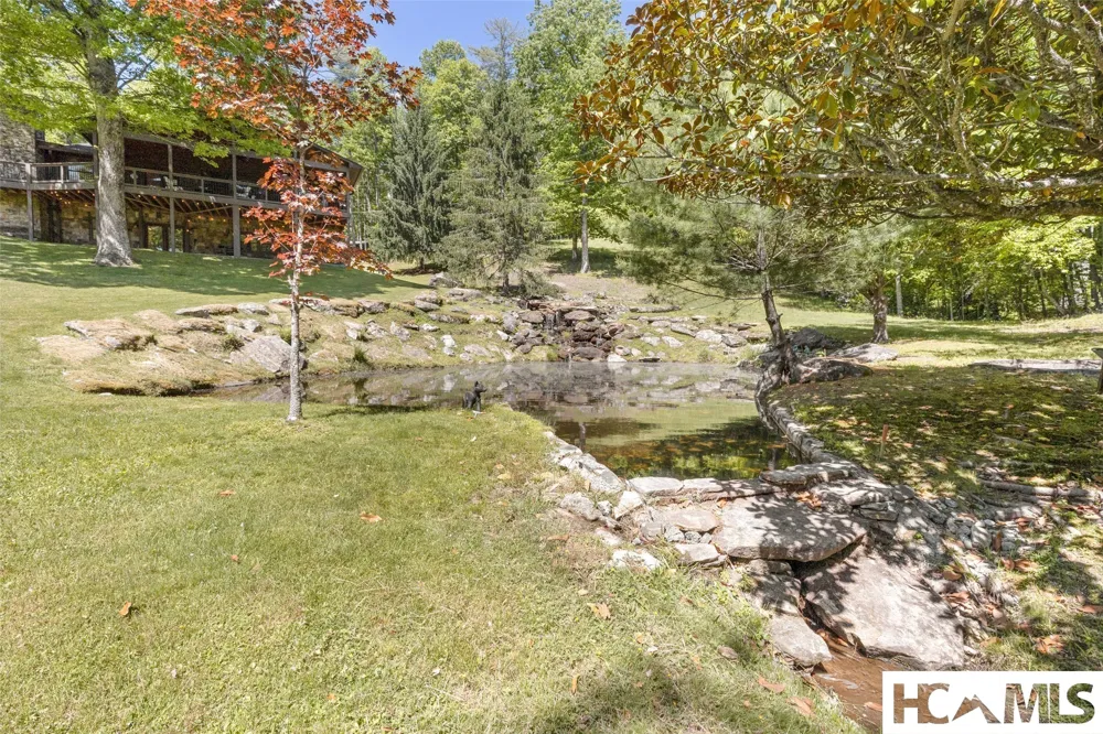 240 Round Hill Road Sapphire, NC 28774