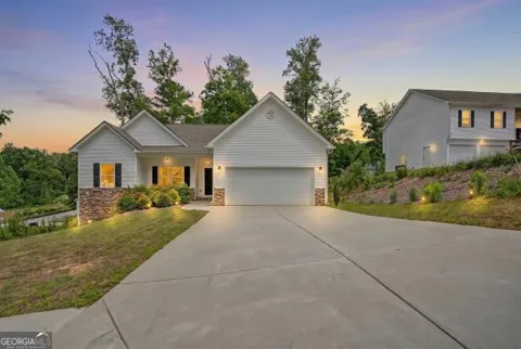 104 Woodside CT