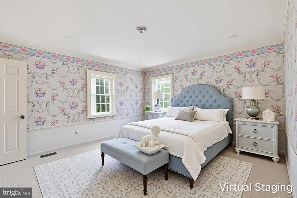 28 FOREST LANE Ewing, NJ 08628