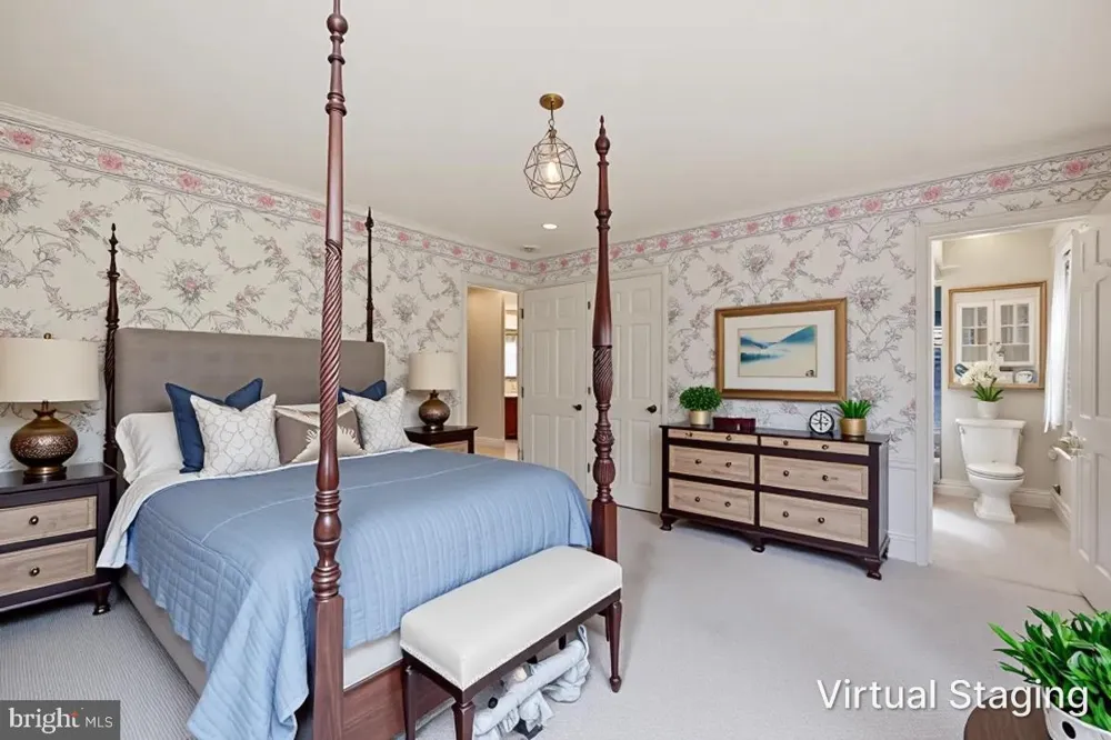 28 FOREST LANE Ewing, NJ 08628