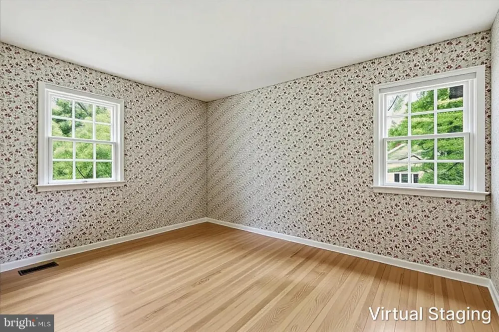 28 FOREST LANE Ewing, NJ 08628
