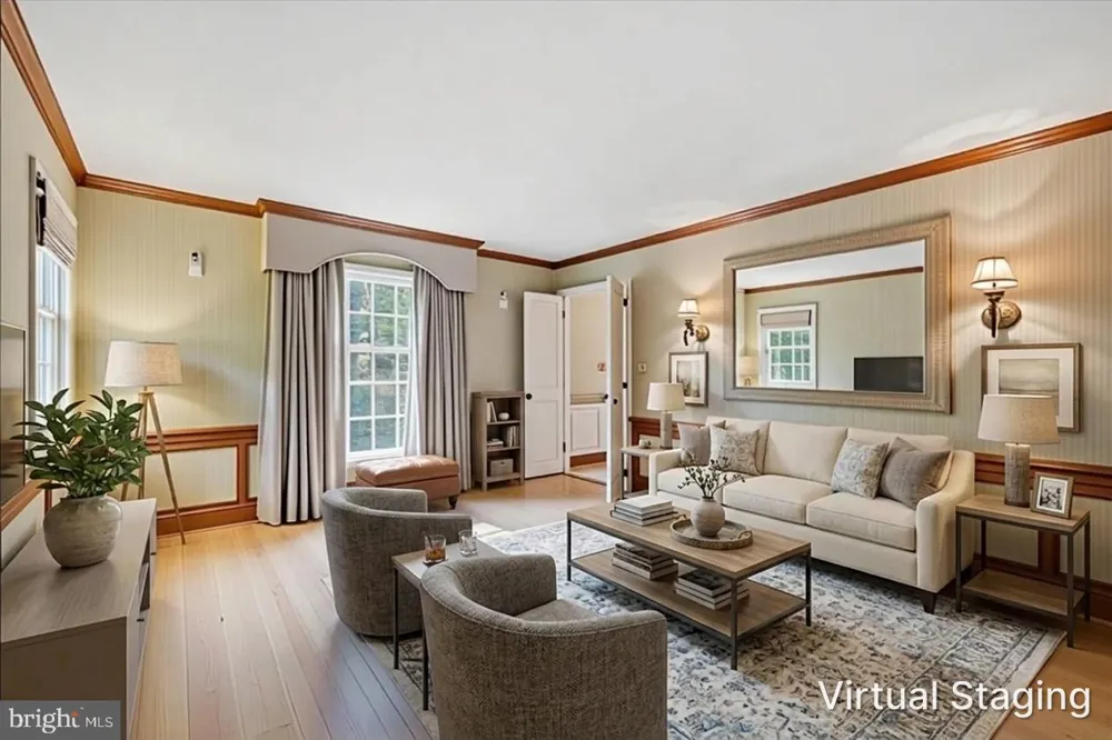 28 FOREST LANE Ewing, NJ 08628