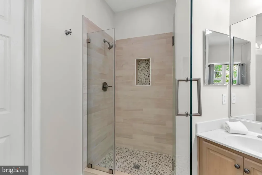 39 RIVER RIDGE LANE Fredericksburg, VA 22406