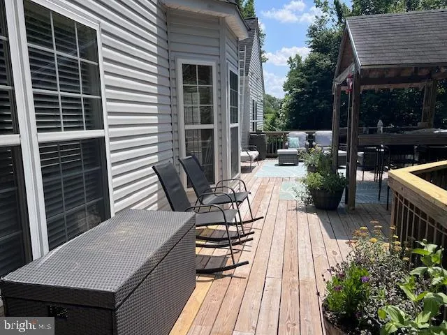 39 RIVER RIDGE LANE Fredericksburg, VA 22406