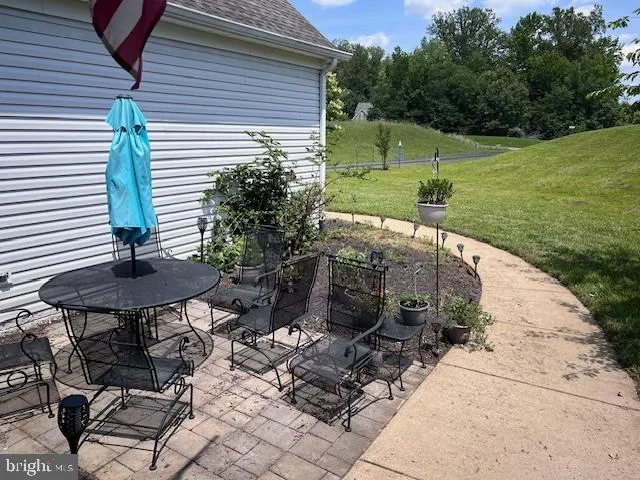 39 RIVER RIDGE LANE Fredericksburg, VA 22406