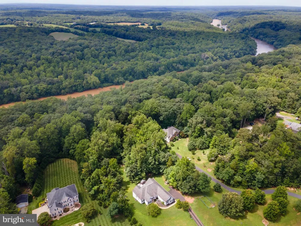 39 RIVER RIDGE LANE Fredericksburg, VA 22406