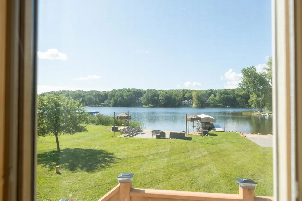 1107 Bundy Drive Broomfield Township, MI 48893