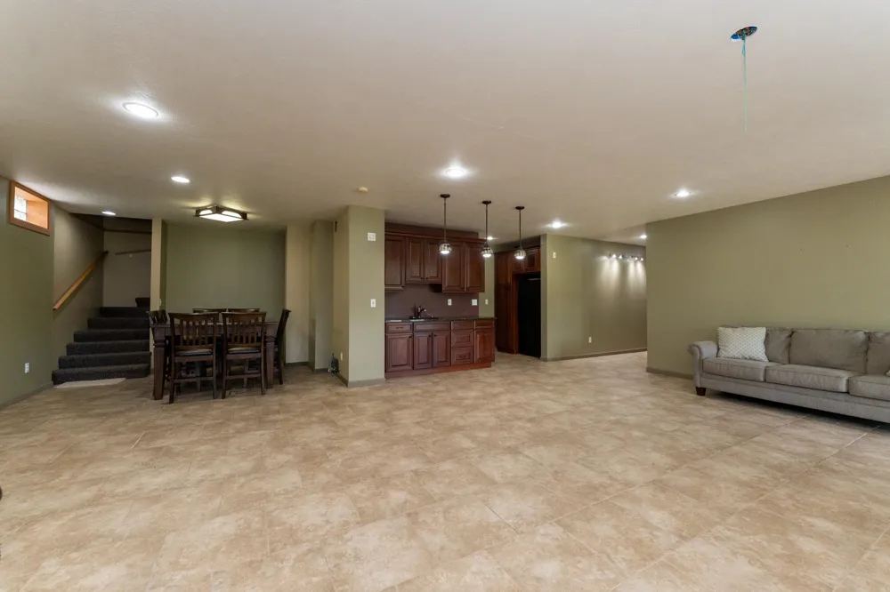 1107 Bundy Drive Broomfield Township, MI 48893