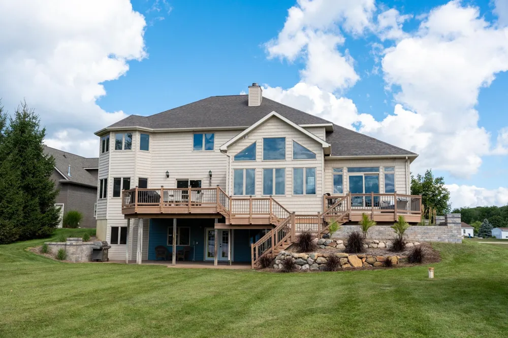 1107 Bundy Drive Broomfield Township, MI 48893