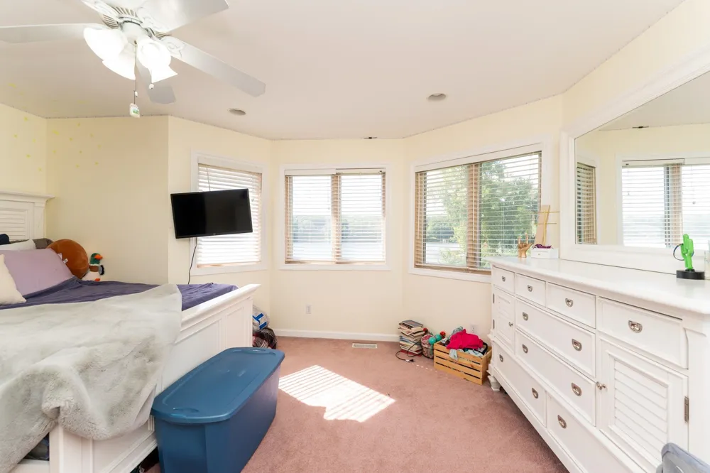 1107 Bundy Drive Broomfield Township, MI 48893
