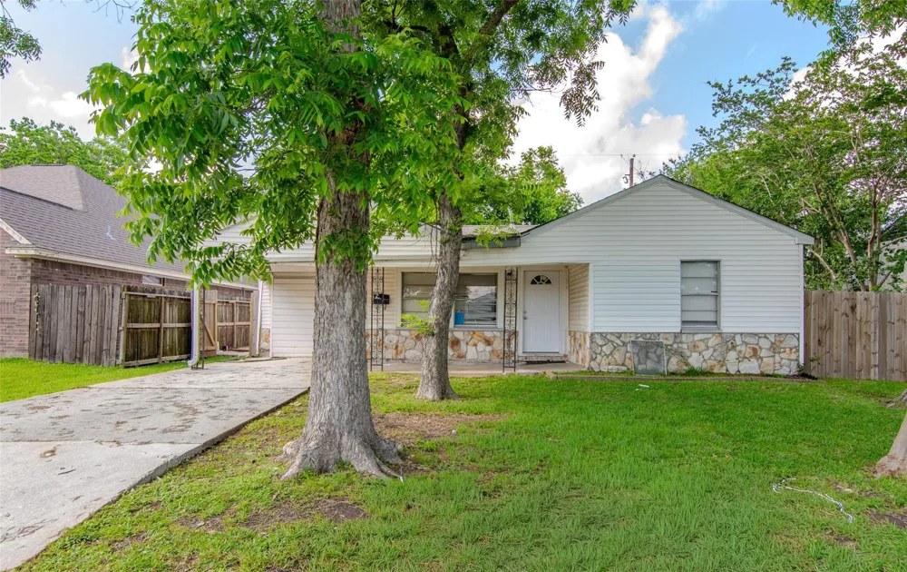 3119 Earl Street Pasadena, TX 77503