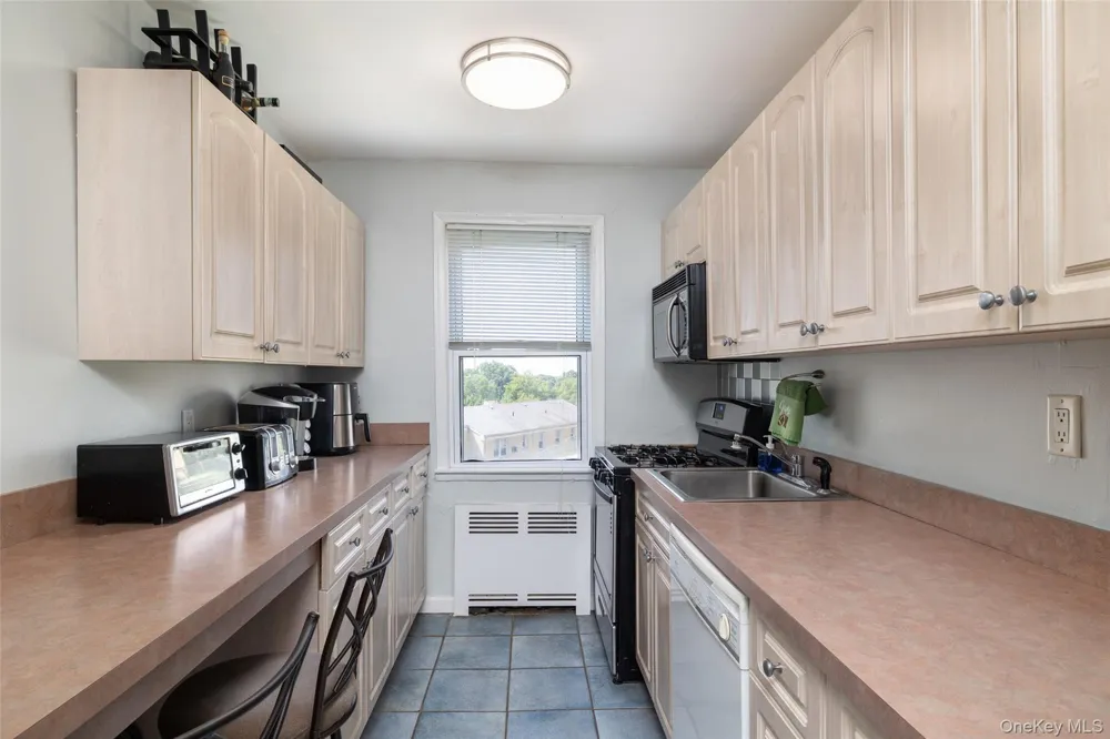 251-38 71st Avenue #80B Bellerose, NY 11426