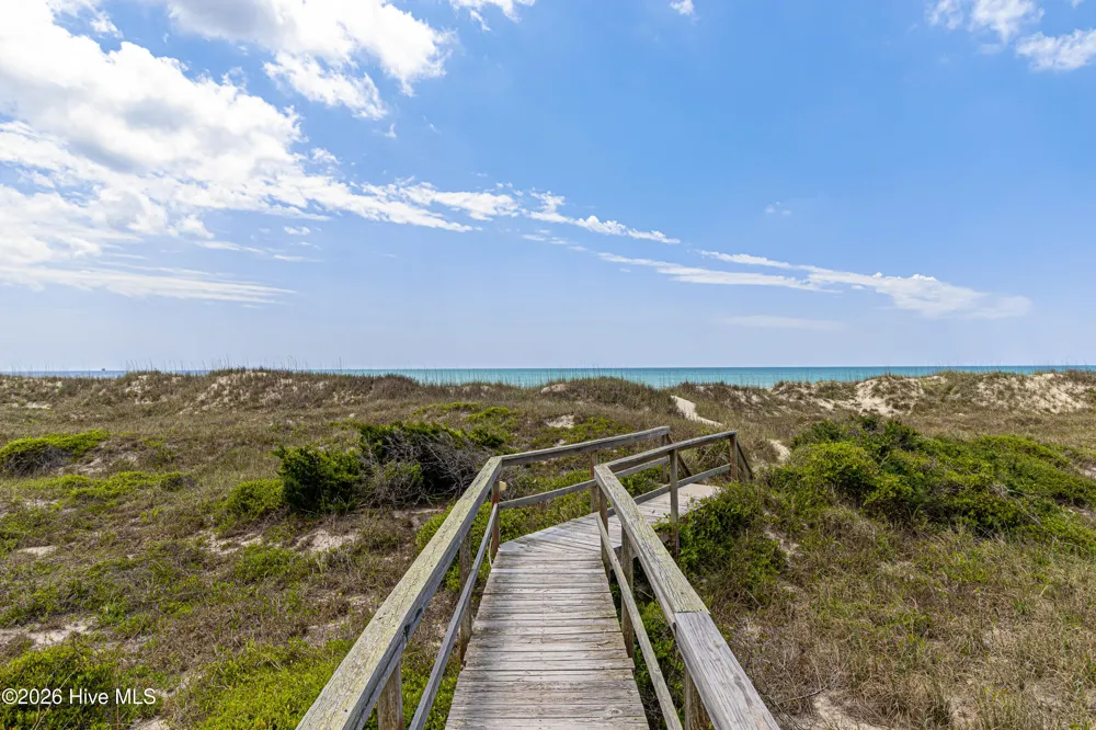 301 E Commerce Way Road #255 Sea Spray Atlantic Beach, NC 28512