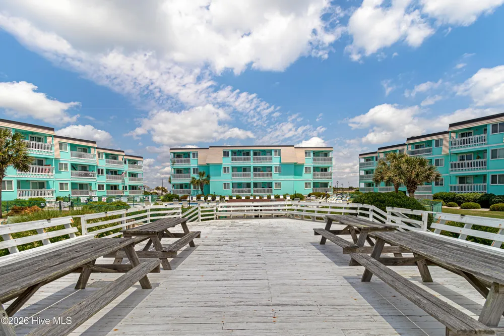 301 E Commerce Way Road #255 Sea Spray Atlantic Beach, NC 28512