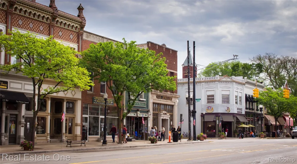 515 S Michigan Avenue Howell City, MI 48843