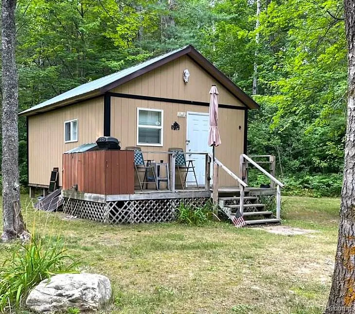 5469 Orchard Trail Road Frederic Township, MI 49733