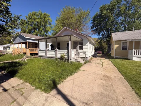814 Alvord Avenue