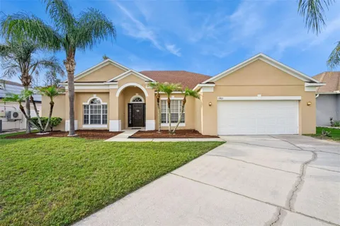 13805 EAGLES GLEN COURT