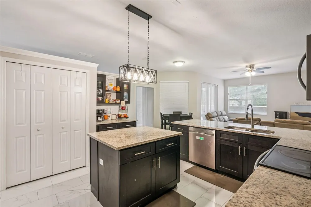 13805 EAGLES GLEN COURT Orlando, FL 32837