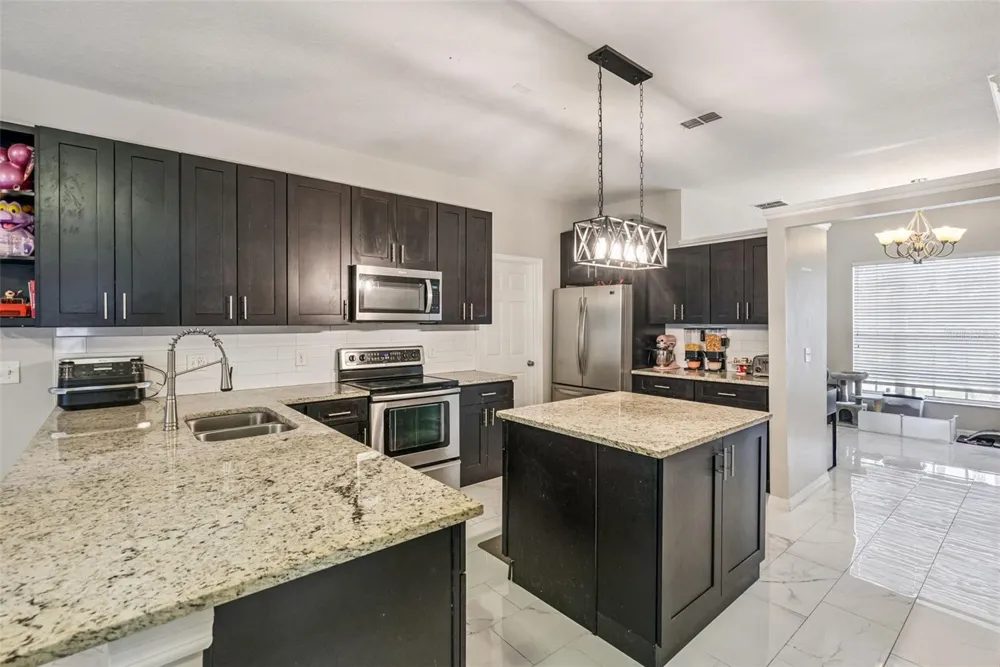 13805 EAGLES GLEN COURT Orlando, FL 32837