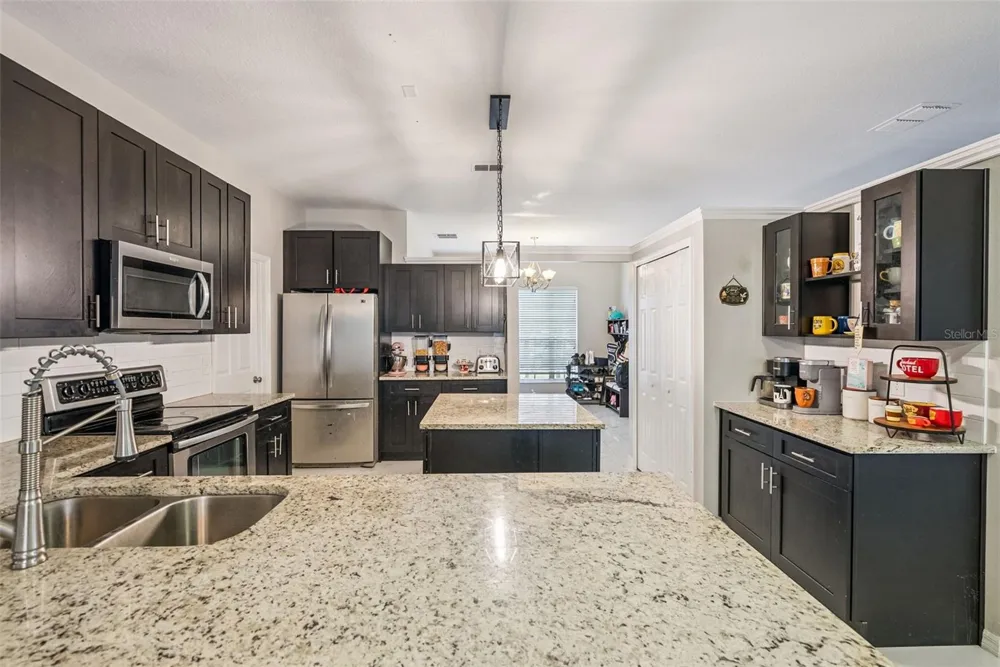 13805 EAGLES GLEN COURT Orlando, FL 32837