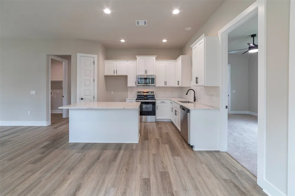 639 Magnolia Lane Cottonwood Shores, TX 78657