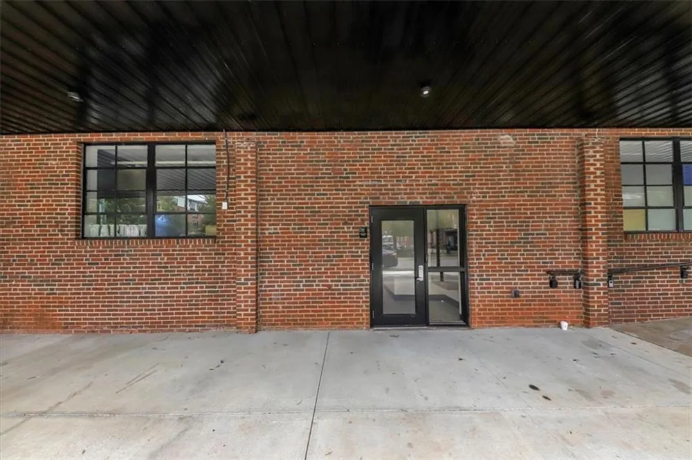 1805 Harvard Avenue #205 College Park, GA 30337