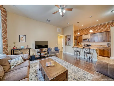 139 W 1st Street #D