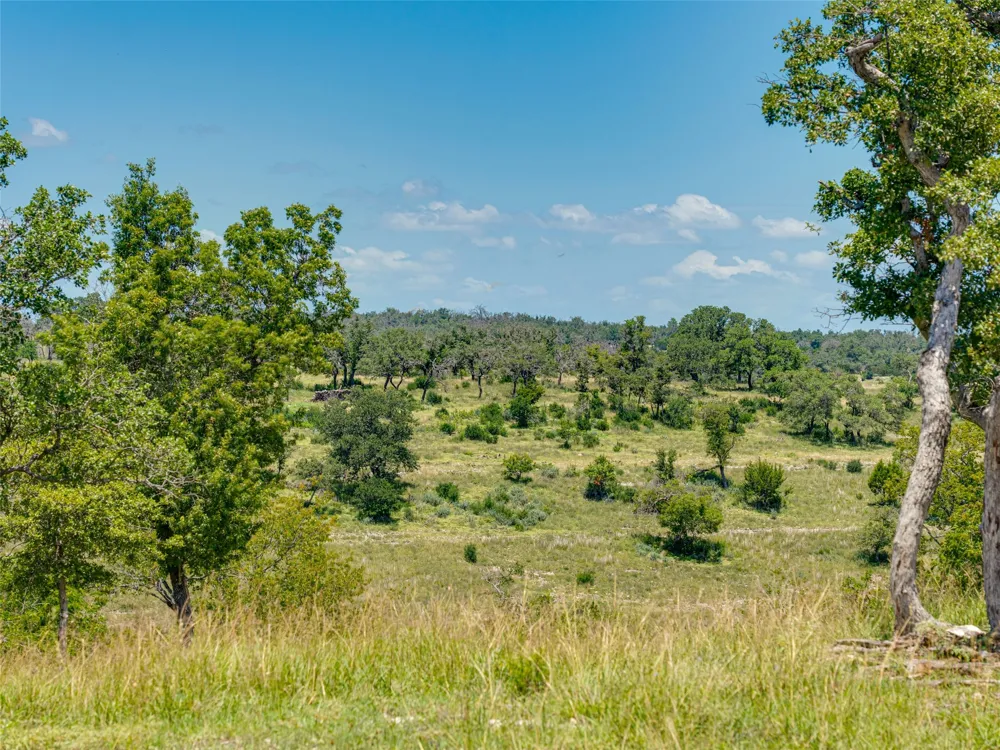 19 Cielo Vista Court Fredericksburg, TX 78624