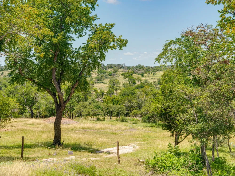 19 Cielo Vista Court Fredericksburg, TX 78624