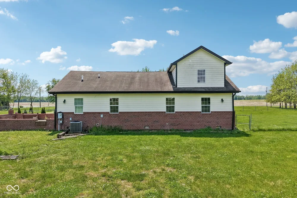 4450 W 300 Fairland, IN 46126