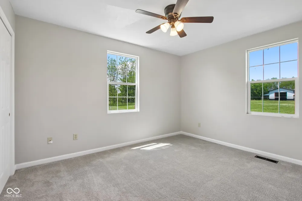 4450 W 300 Fairland, IN 46126