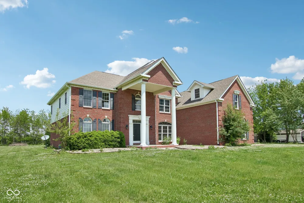 4450 W 300 Fairland, IN 46126