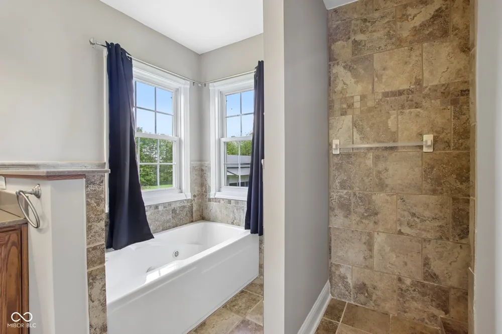 4450 W 300 Fairland, IN 46126