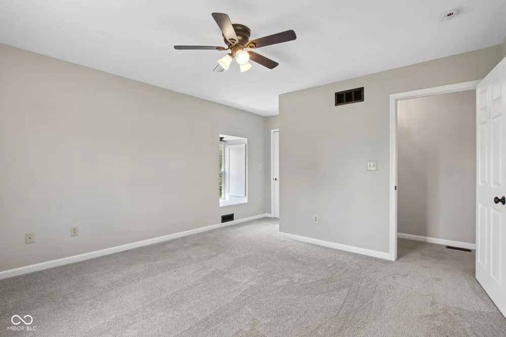 4450 W 300 Fairland, IN 46126